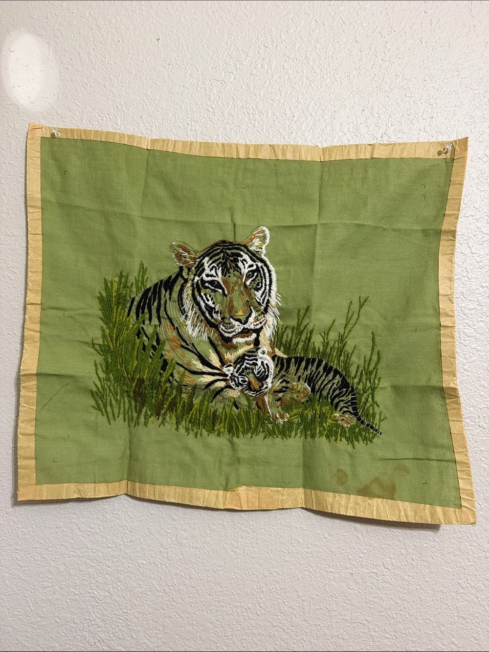 Vintage Momma Tiger Cub Crewel Art Unfinished Granny Cottagecore Needle Art